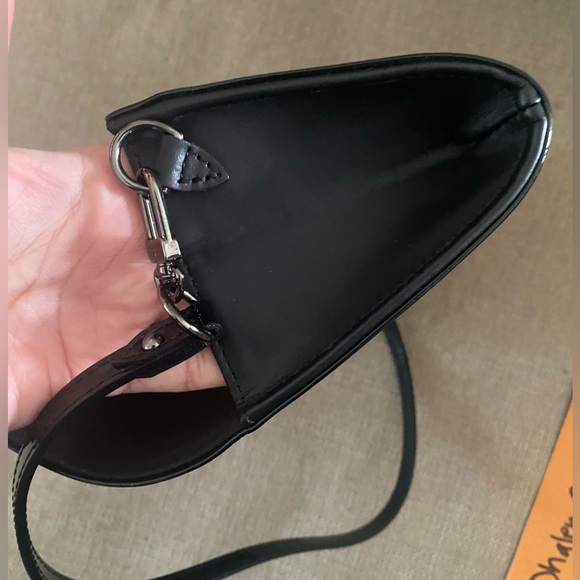 Louis Vuitton Vernis Rossmore MM Noir Magnetique - Picture 13 of 16